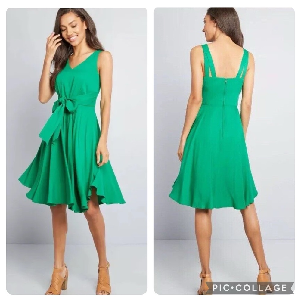 ModCloth Green “Brilliant Motivation” A Line Tie Bow Dress